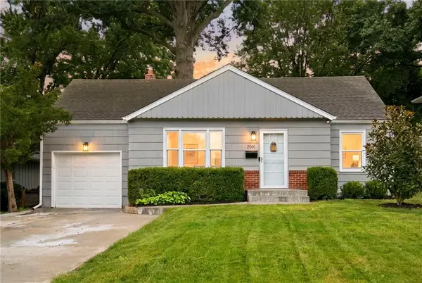 2001 W 73rd Street, Prairie Village, KS 66208