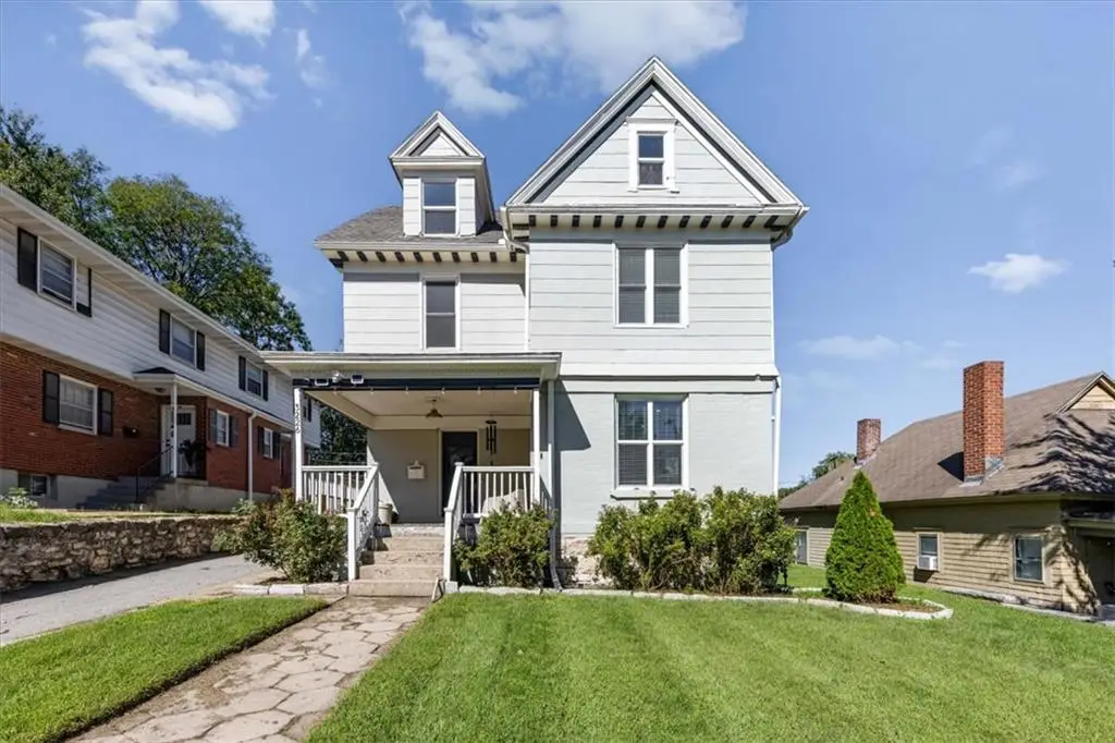 3226 Lexington Avenue, Kansas City, MO 64124 - #1