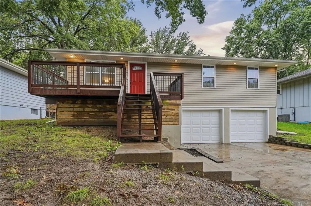 519 NE 98th Place, Kansas City, MO 64155 - #1