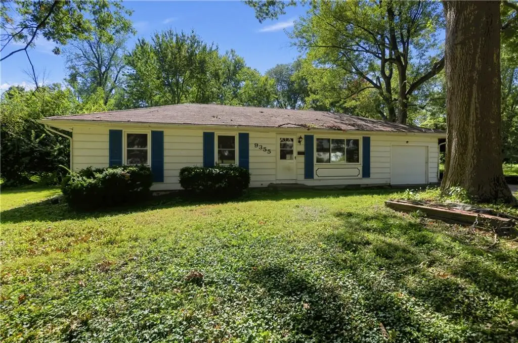 9355 E 69th Street, Raytown, MO 64133 - #1