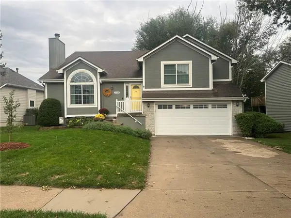 2506 NE Springbrook Street, Blue Springs, MO 64014