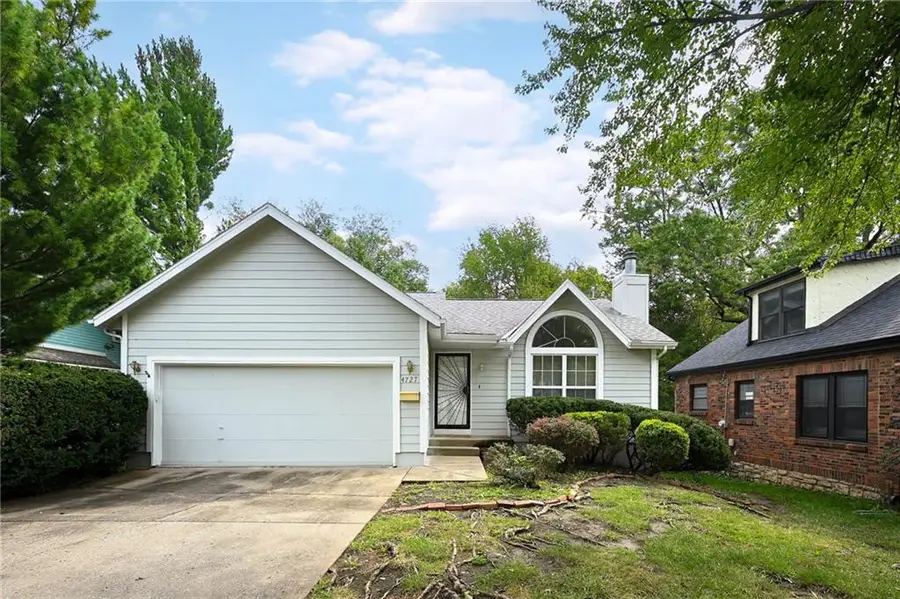 4727 Booth Street, Westwood, KS 66205 - #3