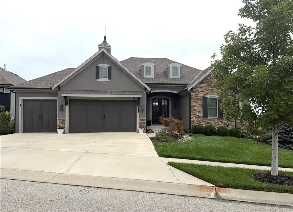 17225 Bradshaw Street, Overland Park, KS 66283 - #1