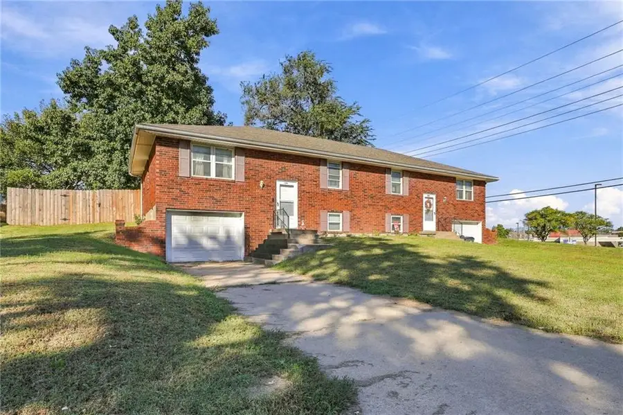 1101 SW Westminister Road, Blue Springs, MO 64014 - #3