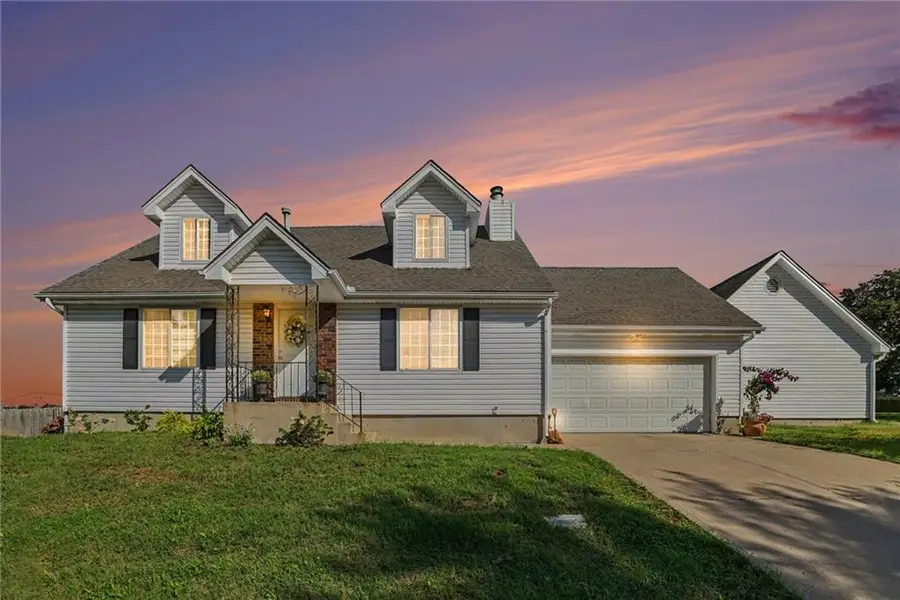 501 NW Hunter Drive, Blue Springs, MO 64014 - #2