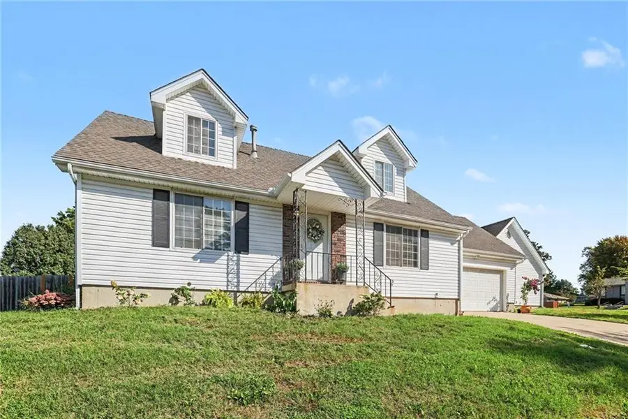 501 NW Hunter Drive, Blue Springs, MO 64014 - #3
