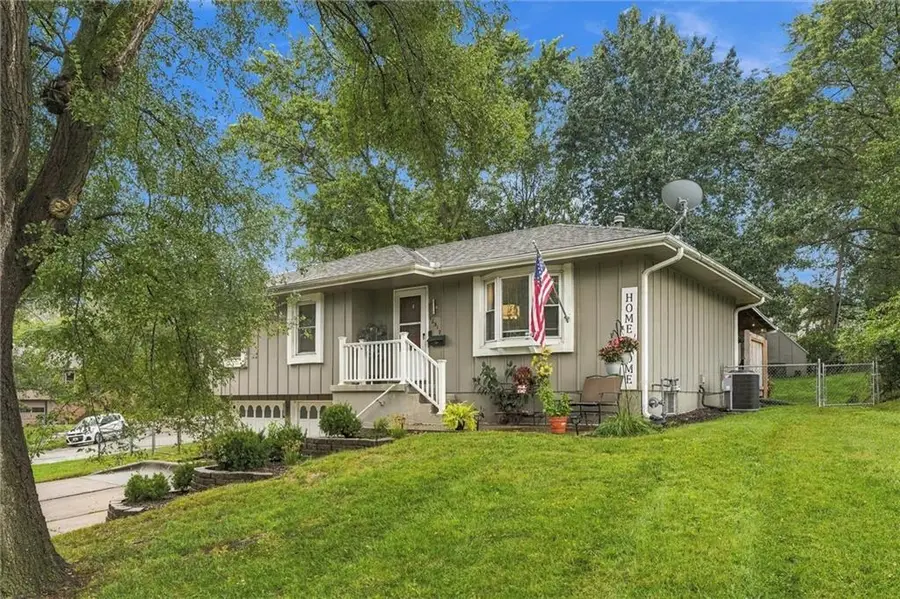 16317 E 34th Street S, Independence, MO 64055 - #3