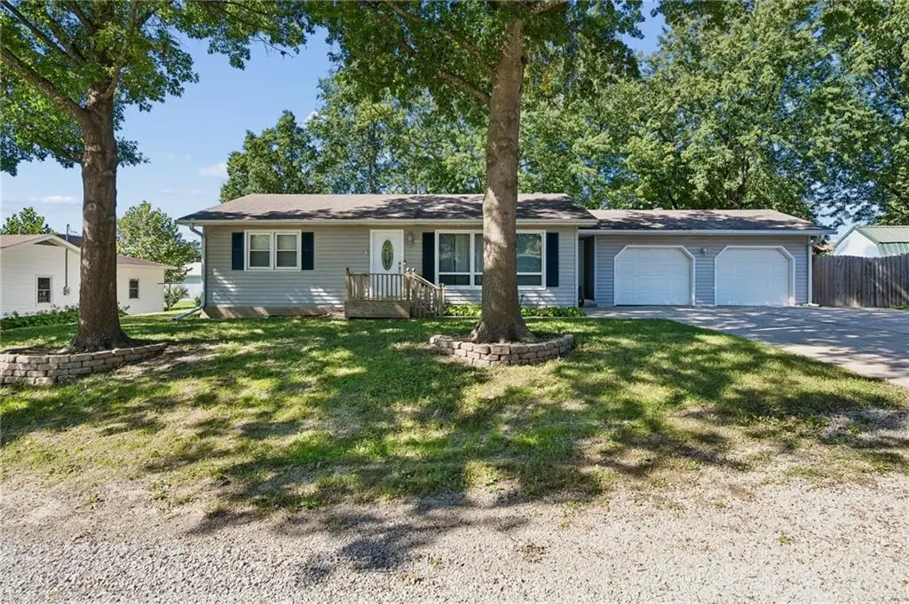 412 S Cedar Street, Gallatin, MO 64640 - #1