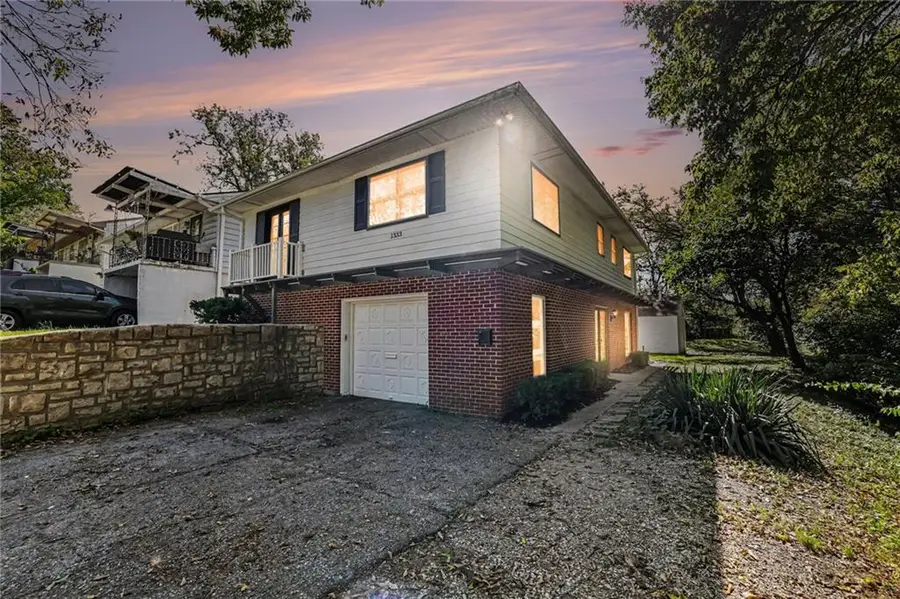 1333 E 84th Terrace, Kansas City, MO 64131 - #2