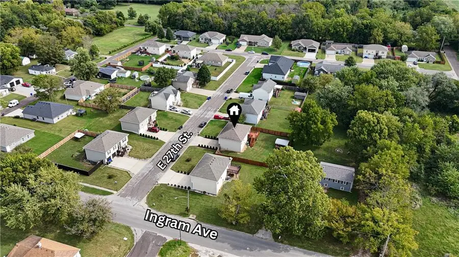 602 E 27th Street, Sedalia, MO 65301 - #3