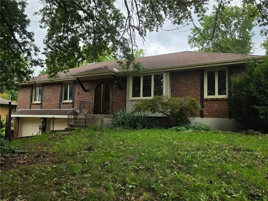 15932 E 41st Street S, Independence, MO 64055 - #2