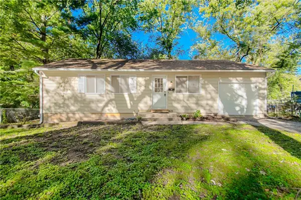 5112 S Cottage Avenue, Independence, MO 64055