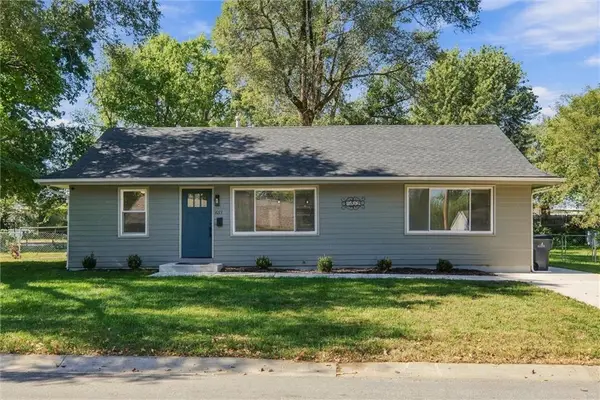 1017 S Brockway Street, Olathe, KS 66061