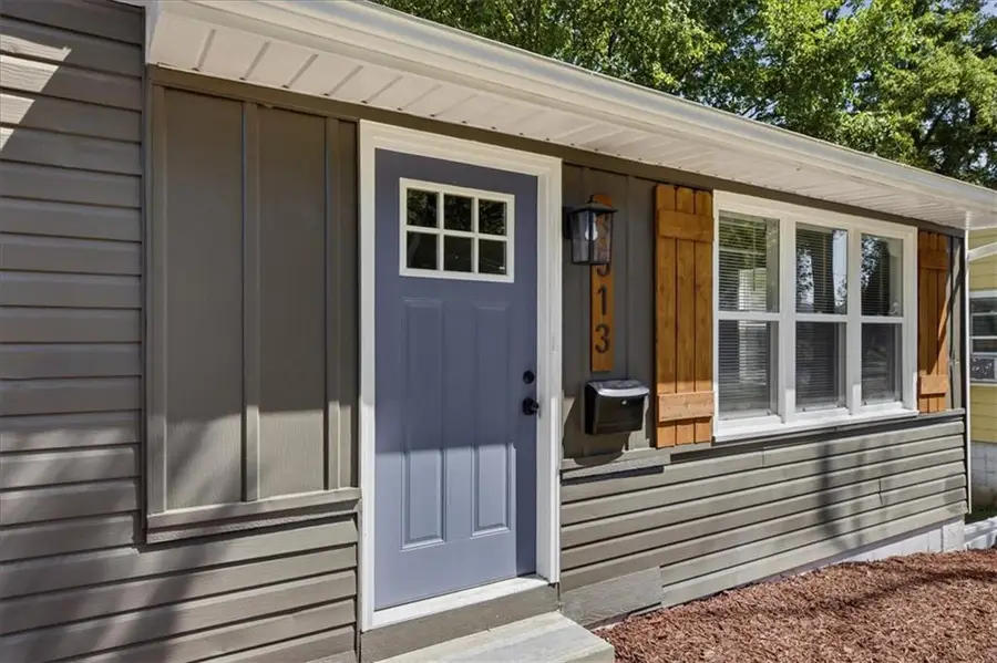 3513 Elmwood Avenue, Kansas City, MO 64128 - #2