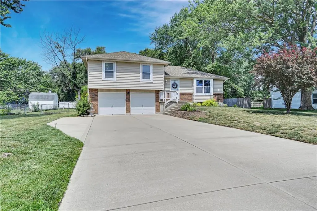 16010 Harris Avenue, Belton, MO 64012 - #1
