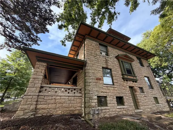 3712 Washington Street, Kansas City, MO 64111