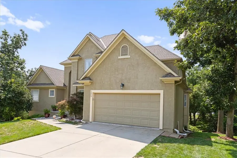 1829 SW Twincreek Place, Blue Springs, MO 64015 - #2