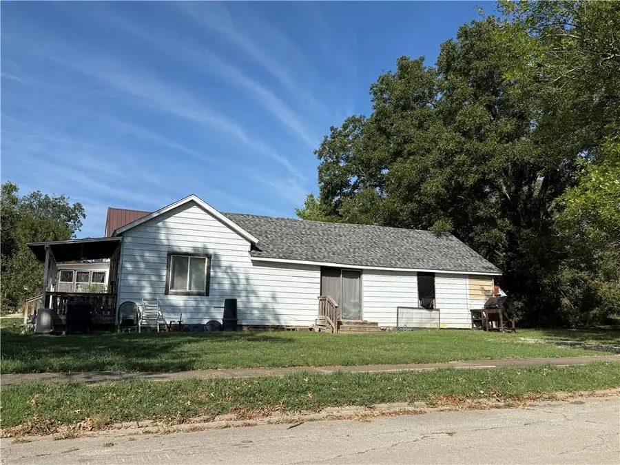 1000 Locust Street, Independence, KS 67301 - #3