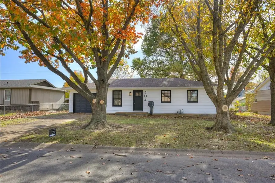 509 E Jefferson Street, Pittsburg, KS 66762 - #2