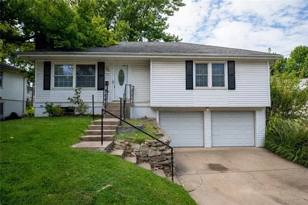 10708 E 32nd Street, Independence, MO 64052