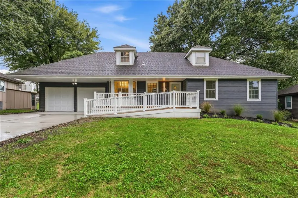 609 SW Elwood Drive, Lees Summit, MO 64081 - #1