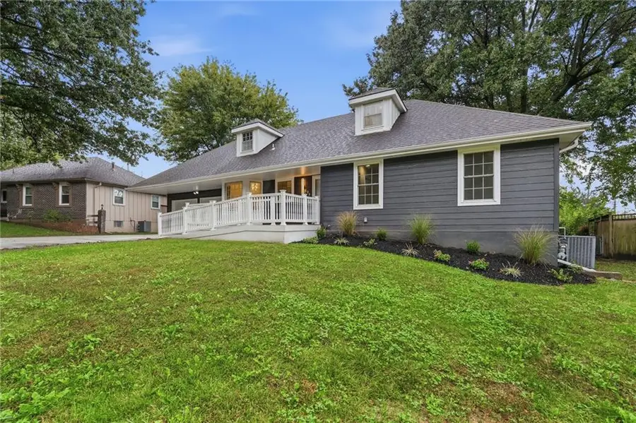 609 SW Elwood Drive, Lees Summit, MO 64081 - #2