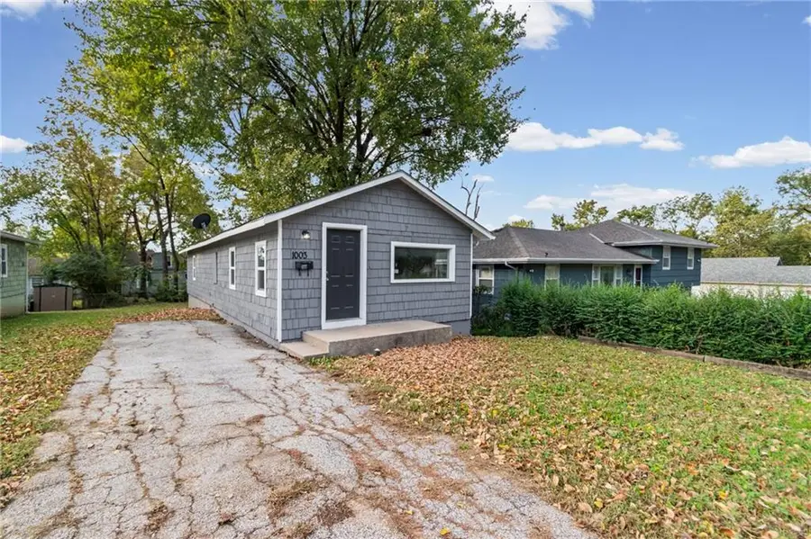 1003 E 83rd Terrace, Kansas City, MO 64131 - #3