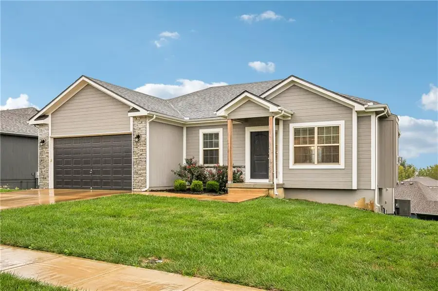 1208 NW Hilltop Lane, Grain Valley, MO 64029 - #3