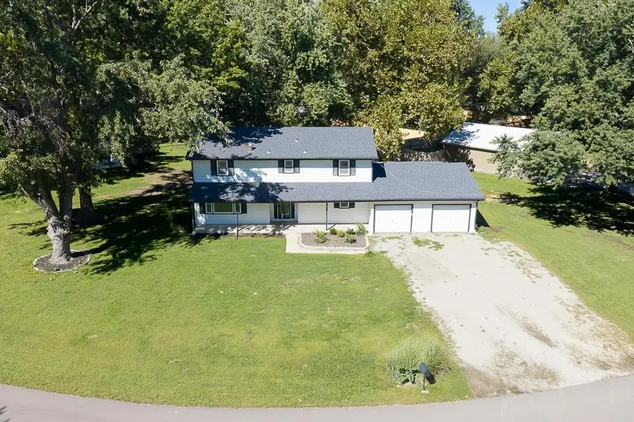 116 Linden Circle, Perry, KS 66073 - #2