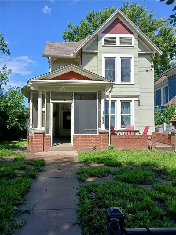 1032 5th Avenue, Leavenworth, KS 66048 - #1