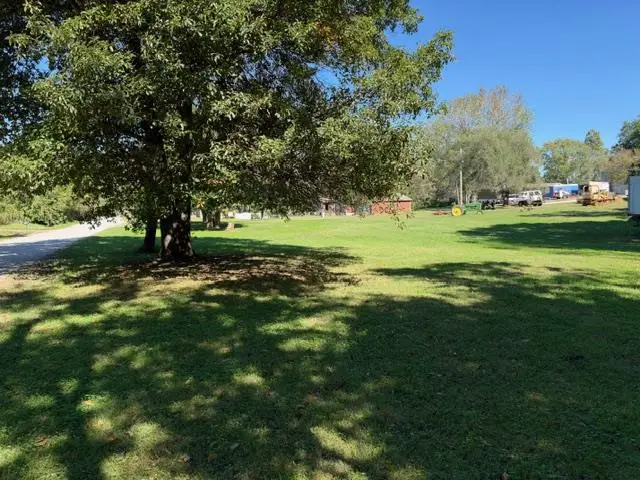 1001 N Jersey Avenue, Raymore, MO 64083 - #2