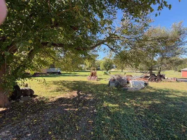 1001 N Jersey Avenue, Raymore, MO 64083 - #3