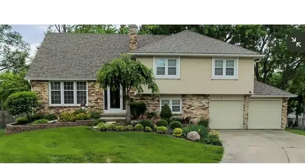 9146 Antioch Road, Overland Park, KS 66212