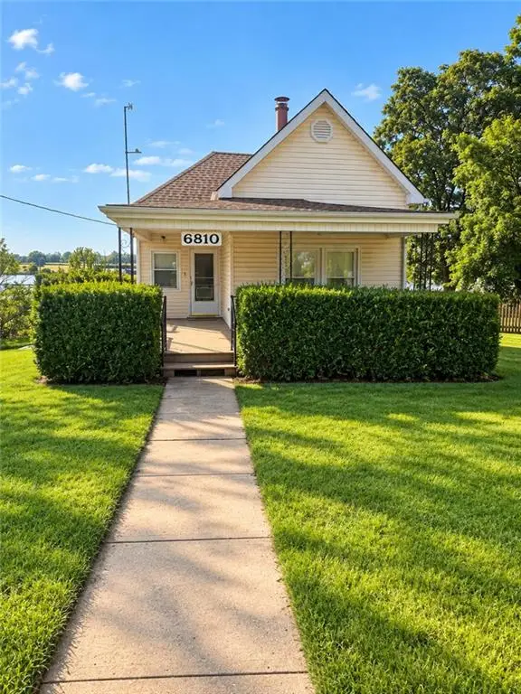 6810 King Hill Avenue Avenue, Saint Joseph, MO 64504 - #1