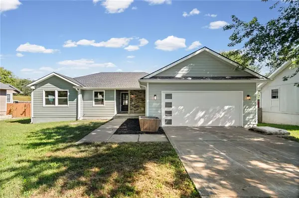 615 S Camden Street, Richmond, MO 64085