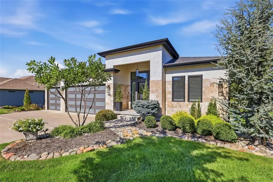 540 South Shore Drive, Lake Winnebago, MO 64034 - #3