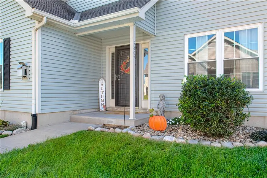 9807 N Potter Avenue, Kansas City, MO 64157 - #2