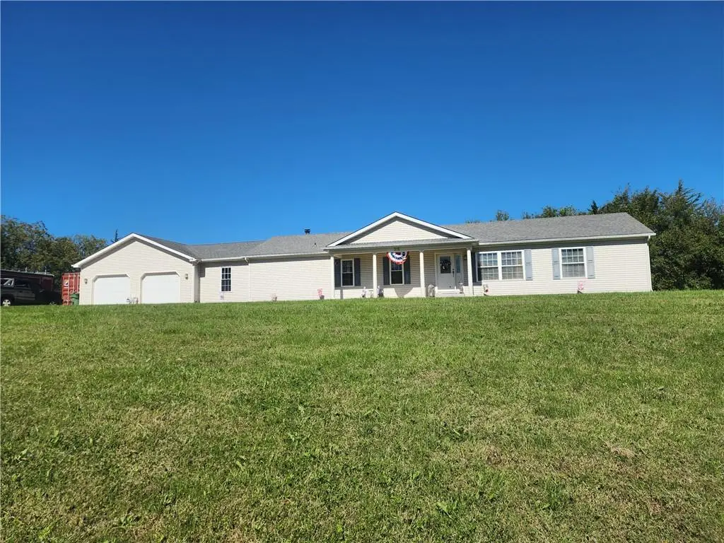 516 W Saint Joseph Avenue, Stewartsville, MO 64490 - #1