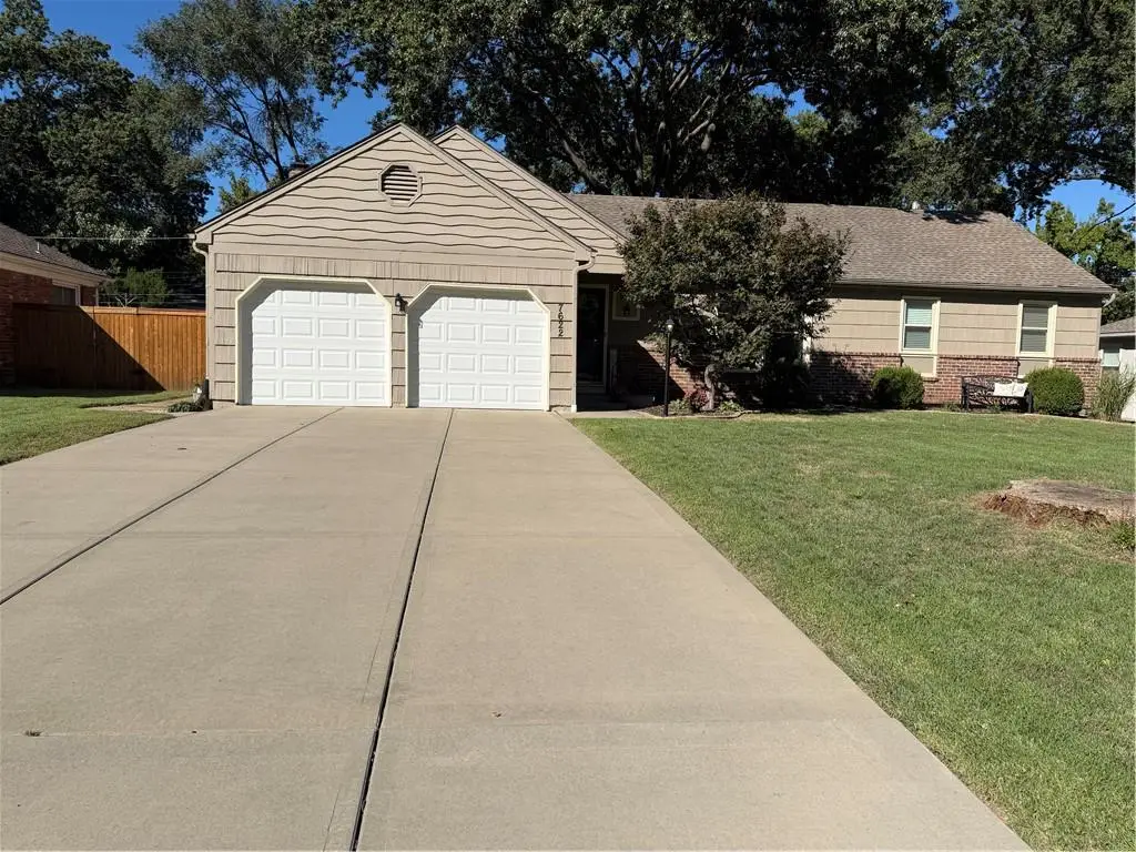 7622 W 96th Terrace, Overland Park, KS 66212 - #1