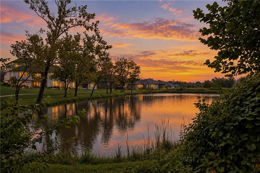 8826 Mc Coy Street, Lenexa, KS 66227 - #2