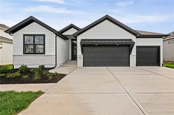 18949 W 193rd Terrace, Spring Hill, KS 66083
