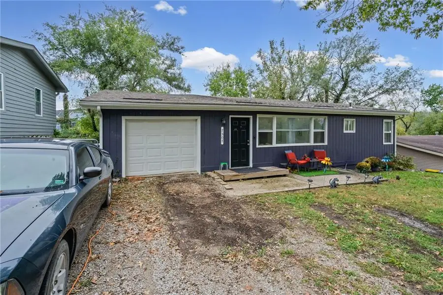 7507 E 85th Street, Kansas City, MO 64138 - #2