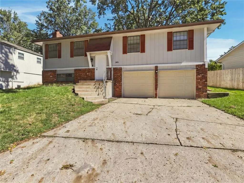 1428 S Apache Lane, Olathe, KS 66062 - #1