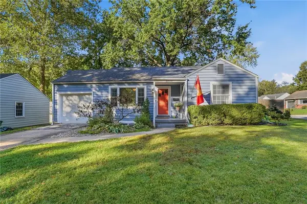 5522 Linden Street, Roeland Park, KS 66205