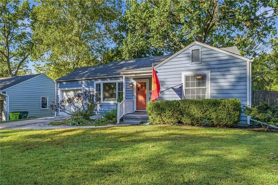 5522 Linden Street, Roeland Park, KS 66205 - #2