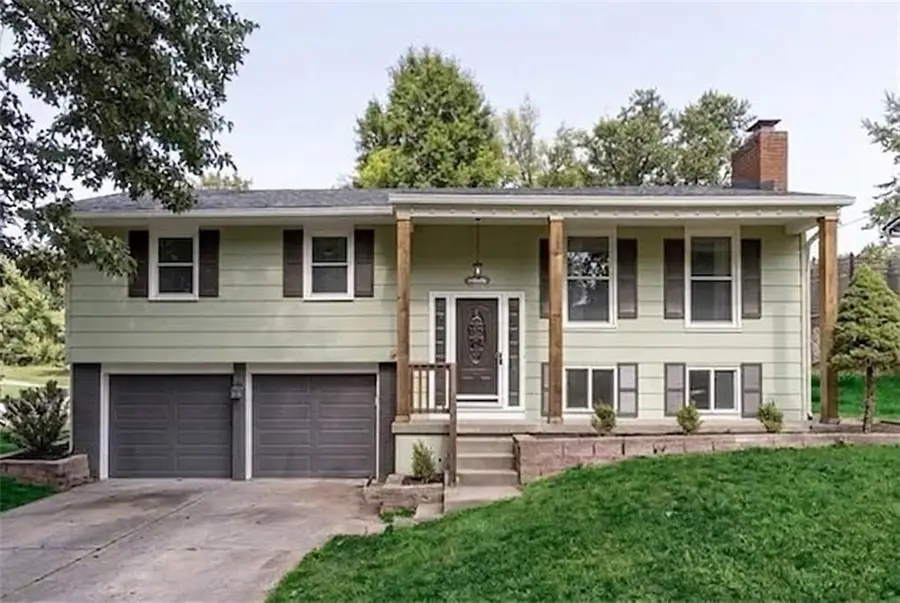 6739 NW Hilldale Drive, Kansas City, MO 64151 - #2