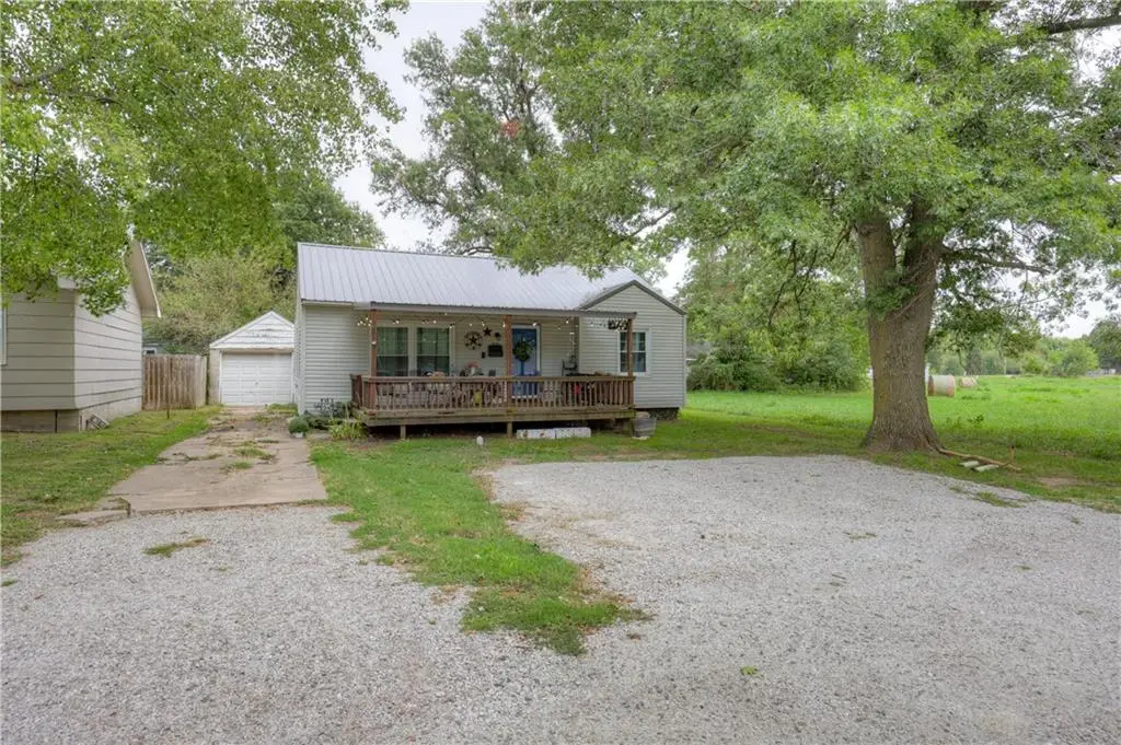 516 S Vermont N/a, Columbus, KS 66725 - #1