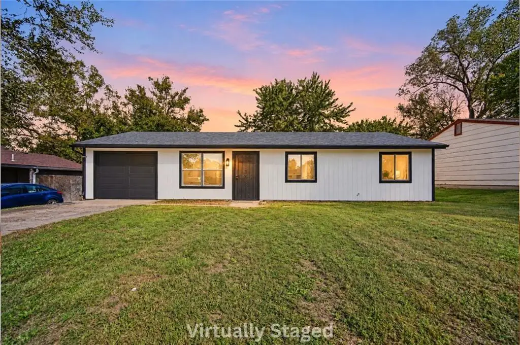 1830 SE 22nd Street, Topeka, KS 66605 - #1