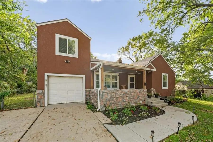 5821 Appleton Avenue, Raytown, MO 64133 - #2