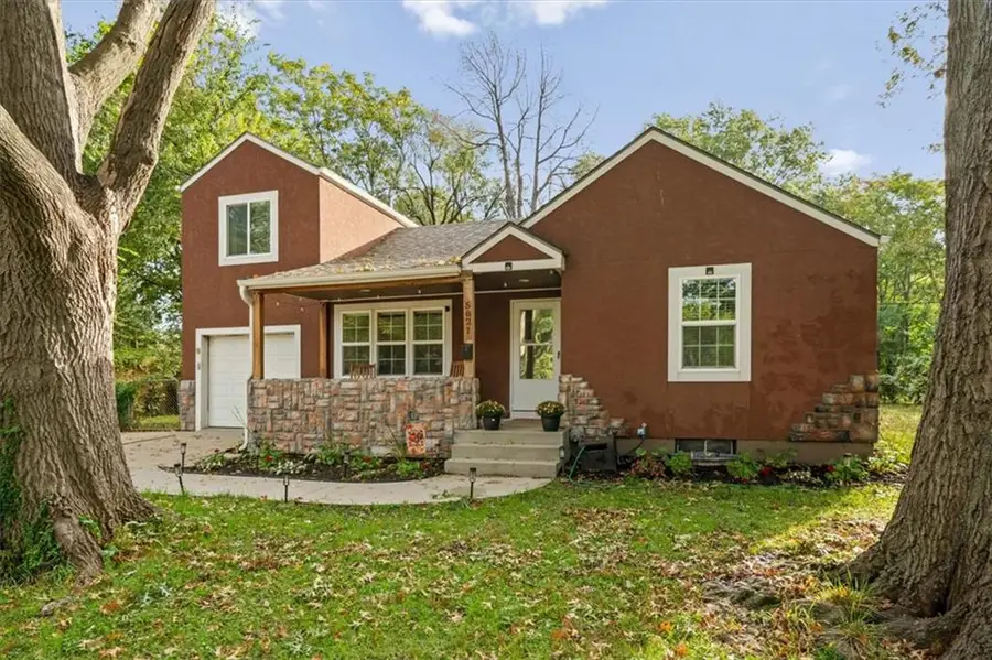 5821 Appleton Avenue, Raytown, MO 64133 - #3